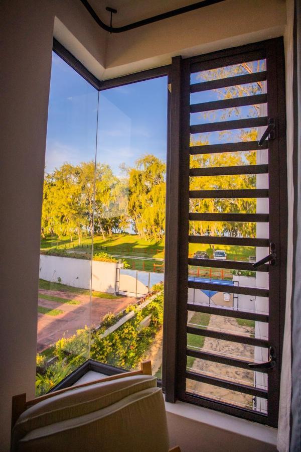 Villa Angelou - Sunlit Beach Getaway With Pool And Wifi Бель Мар Экстерьер фото